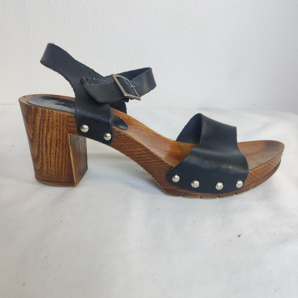 Miz Mooz NYC Wooden Block Heel Studded Black Leather Sandals Size 8 Scandi Girl - Picture 4 of 12